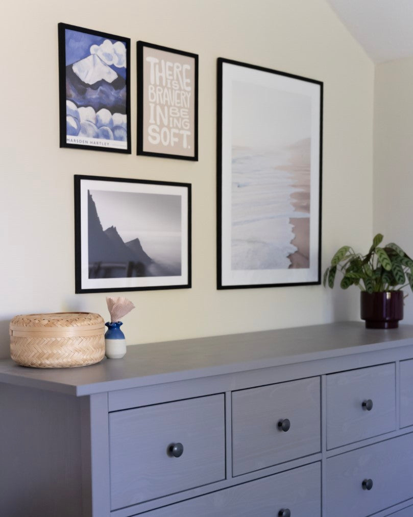 IKEA Hemnes im Farbton Almond gestrichen.