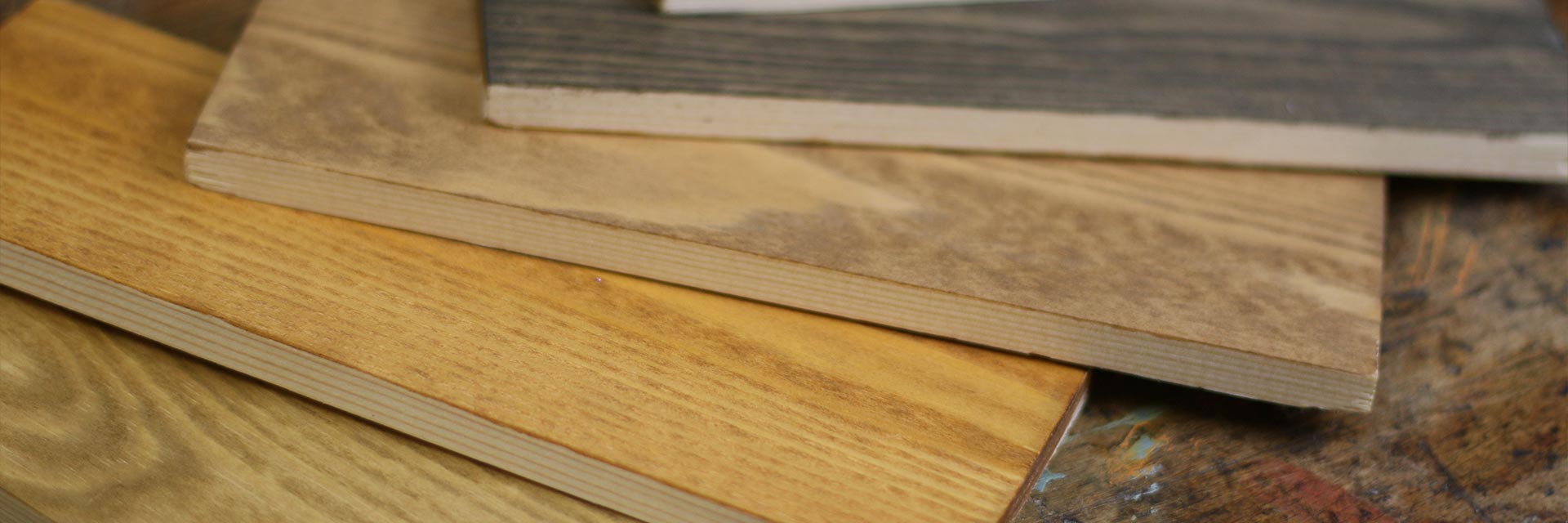 Bannerbild für die Holzbeizen von Lignocolor.