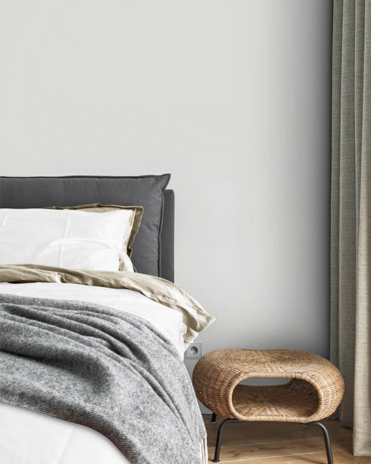 Schlafzimmer im Farbton Dove Grey